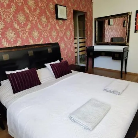 Z Kominkiem I Prywatnym Mini Apartment Gdynia
