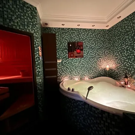 Z Kominkiem Oraz Sauna דירה *