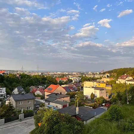 Z Kominkiem Oraz Sauna * גדינייה