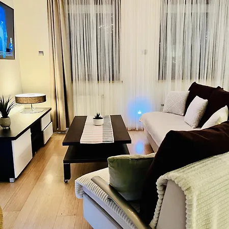 Z Kominkiem Oraz Sauna