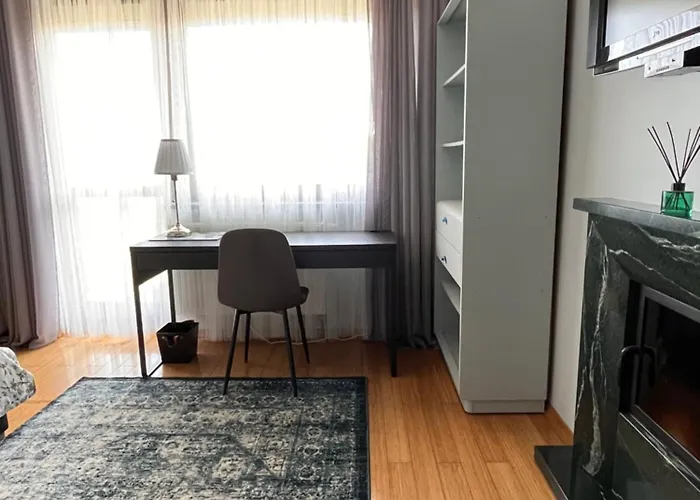 Z Kominkiem Oraz Sauna 格丁尼亚